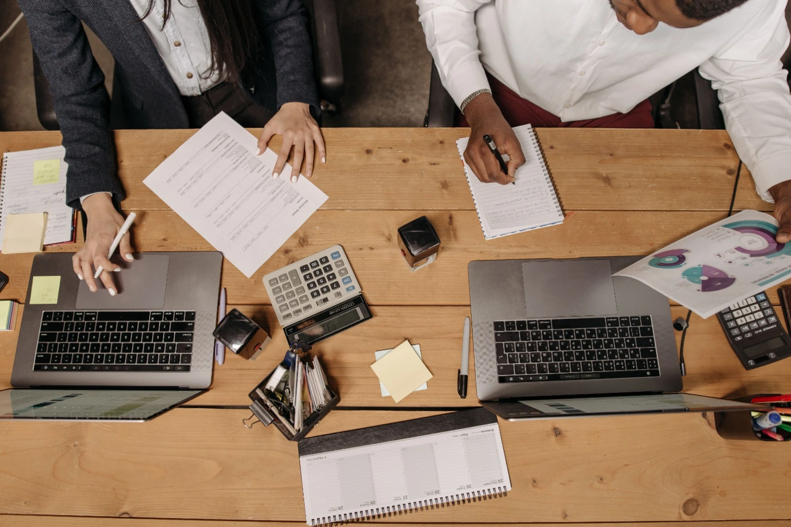 Menos horas, más retos: la jornada laboral de 42 horas en Colombia