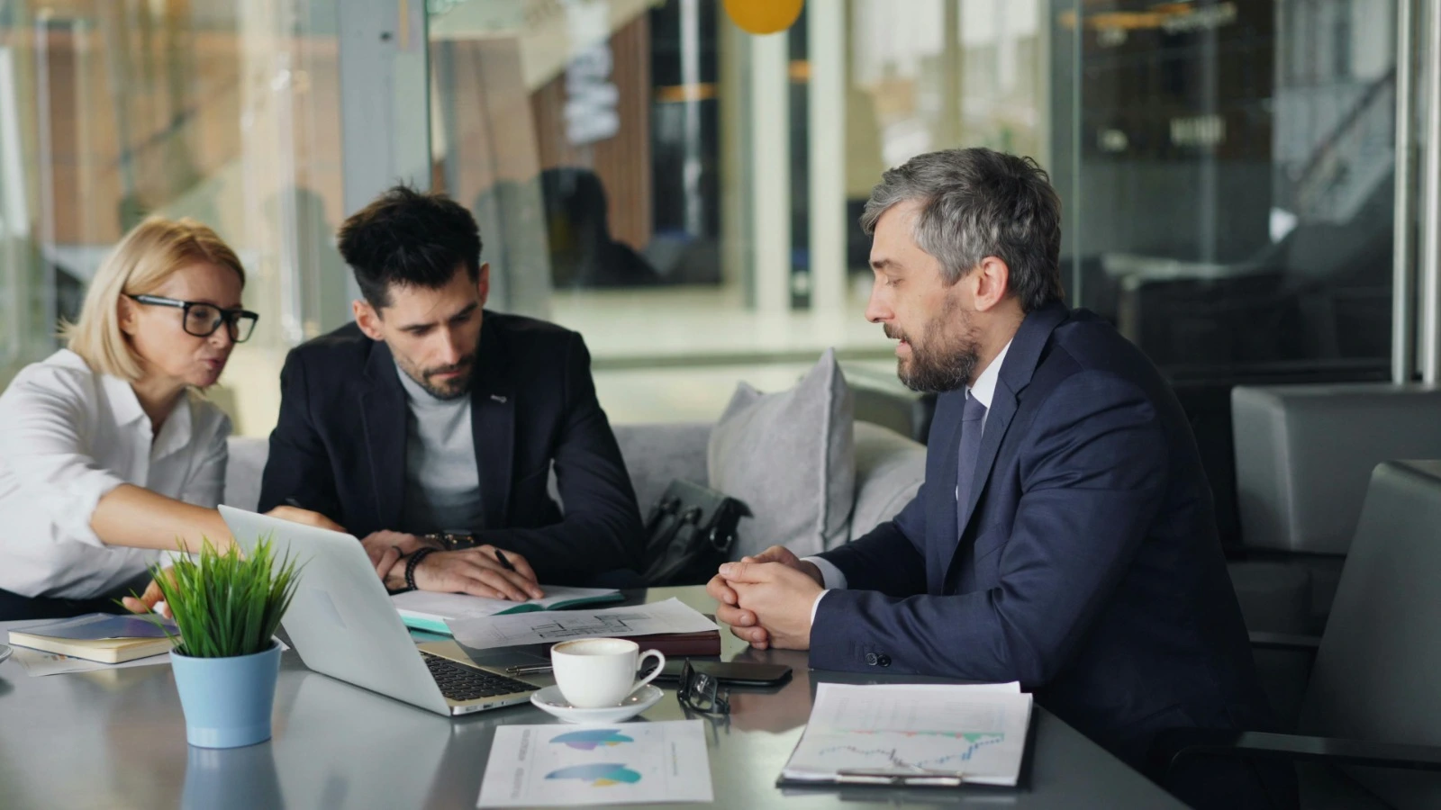 Ruedas de negocios: el motor que impulsa el crecimiento empresarial en Colombia
